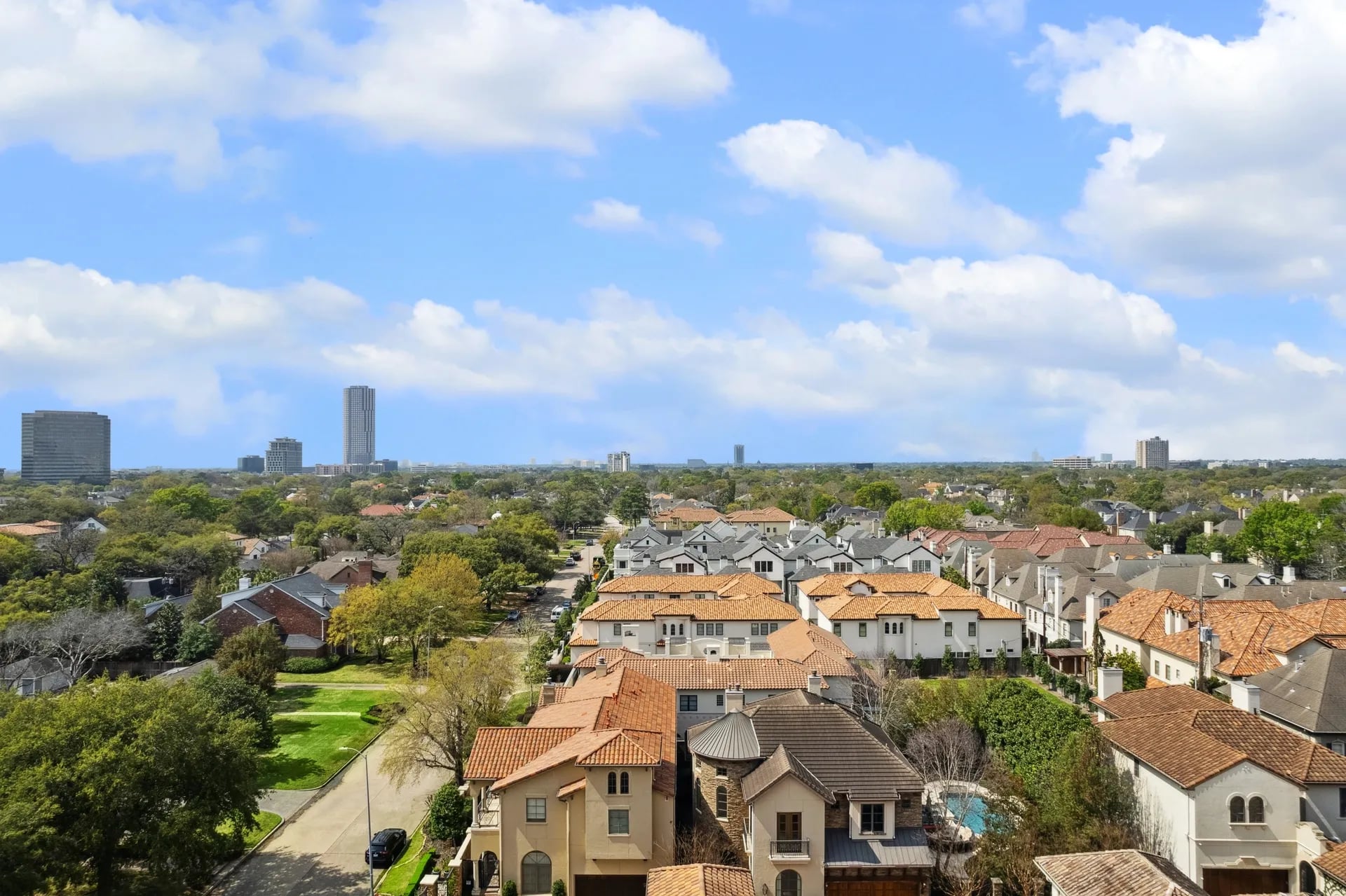 Western panoramic view from The Beverly